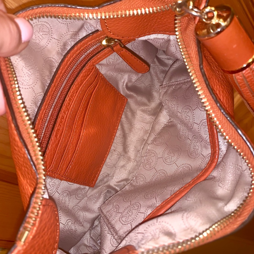 Michael Kors purse EUC